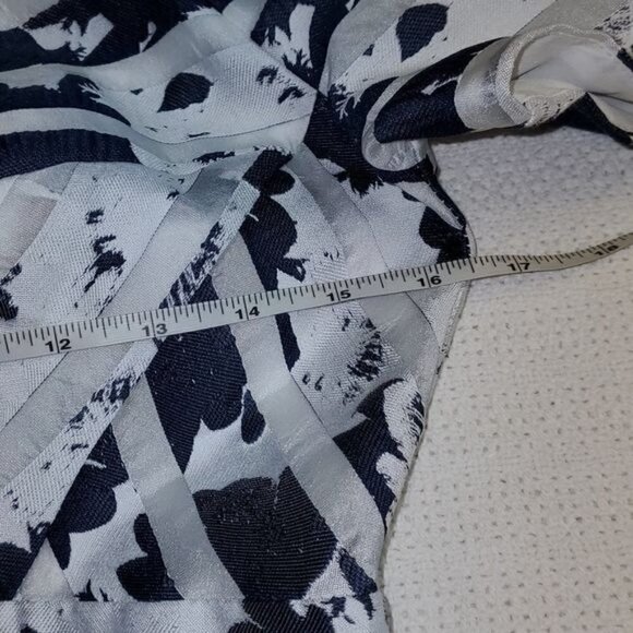 Kay Unger‎ Off the Shoulder Lined Rayon Short Sleeve Sz. 4 Dress - Picture 10 of 13